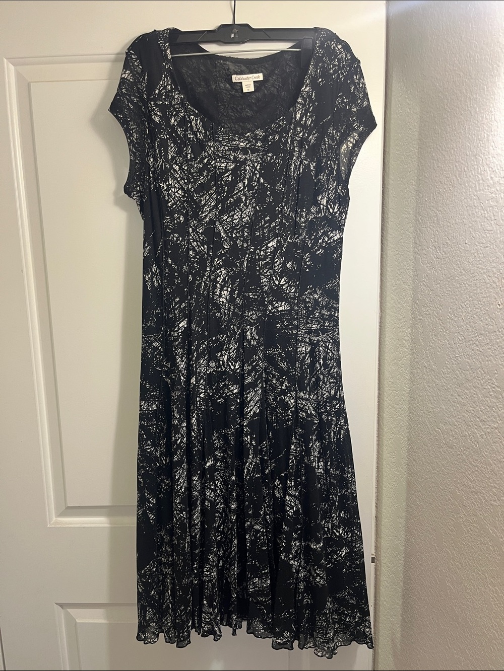 Coldwater Creek Black & White Abstract Scoop-Neck Midi Dress